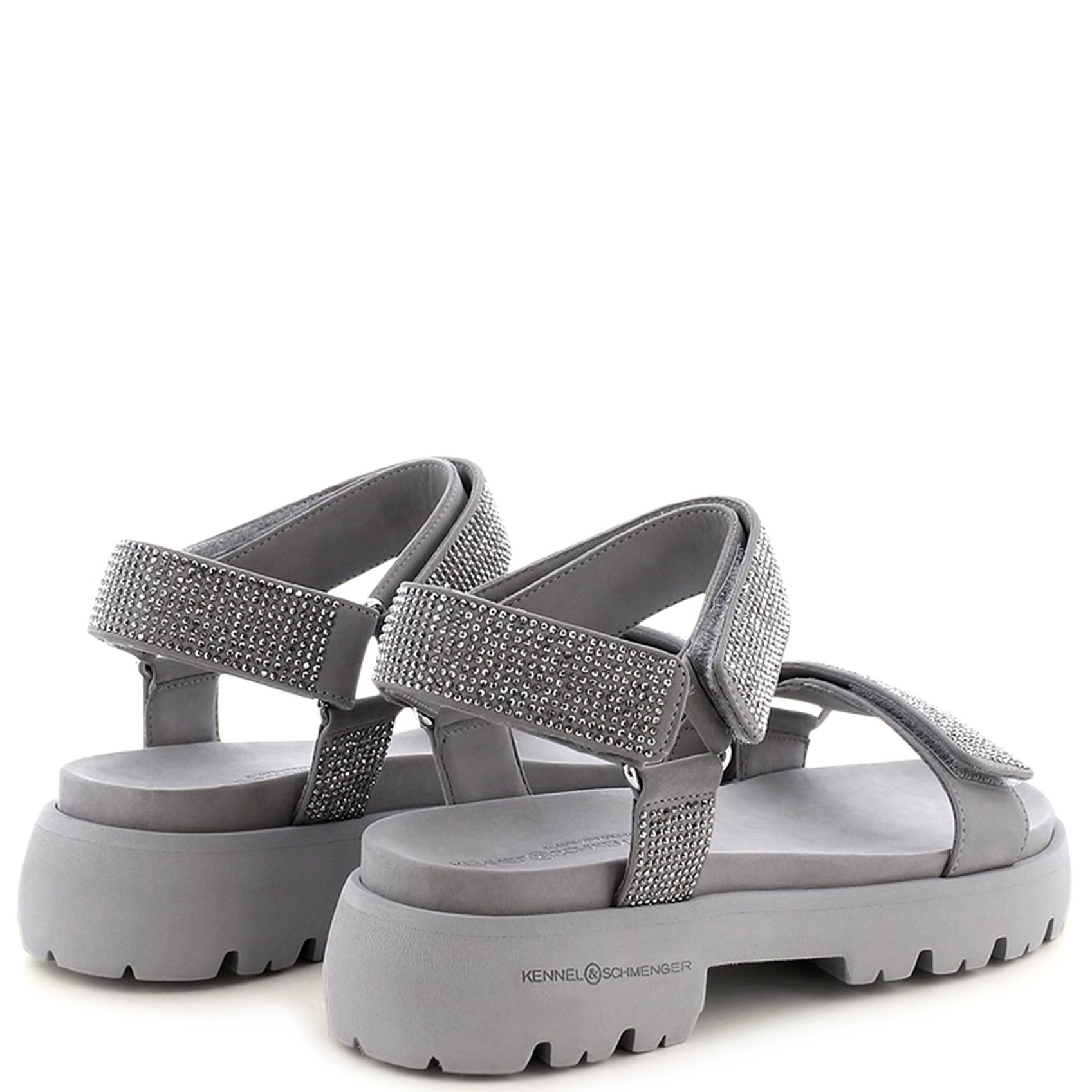 Кожаные сандалии