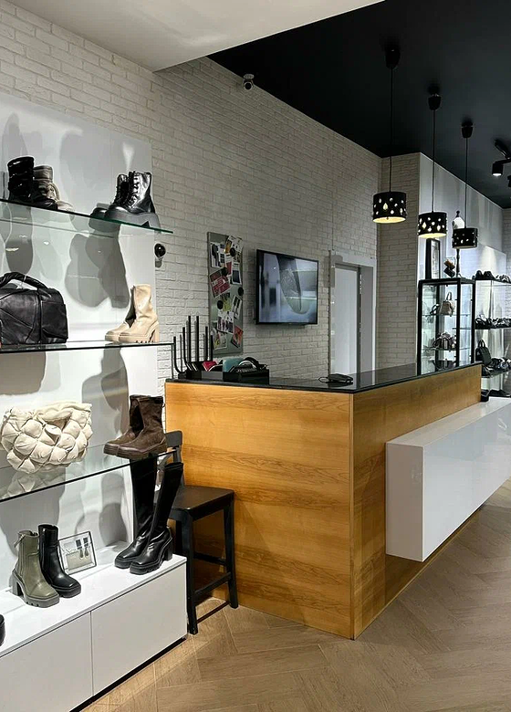 пр. Ворошиловский, 56