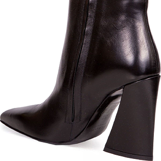 Кожаные ботильоны